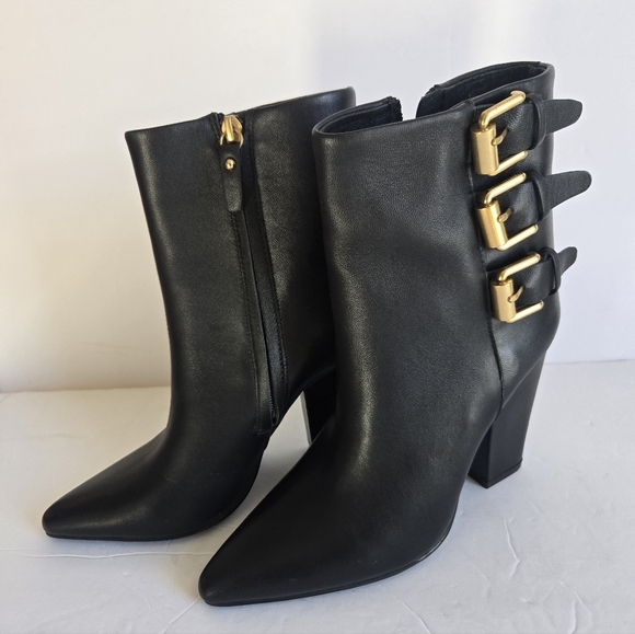 NEW REBECCA MINNKOS Black Ankle Boots with Gold Buckles.Size 5
